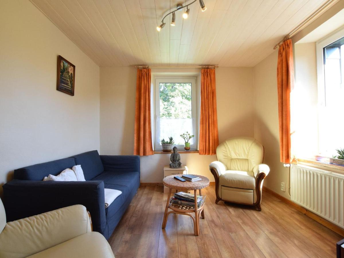 Cozy Holiday Home Near The Forest In Bovigny Gouvy Exterior photo